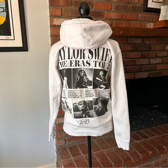 Taylor Swift The Eras Tour 2023 Collage White Hoodie Sweatshirt Sz S - Picture 7 of 9